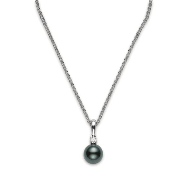 18ct White Gold and Black Pearl Classic Pendant